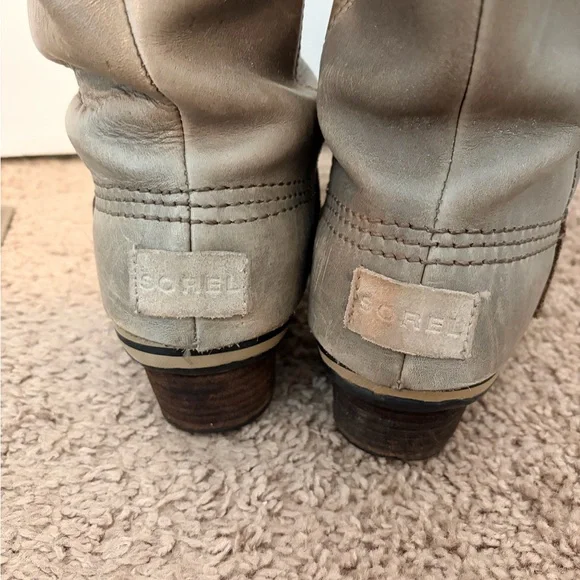Sorel Winter Boots - Picture 3 of 8